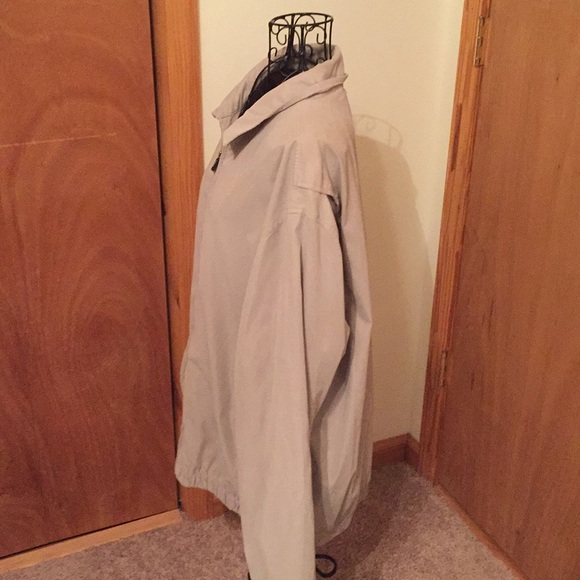 Men’s Izod Jacket💙 - Picture 6 of 8